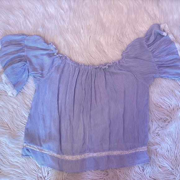 American Eagle Off the Shoulder Striped Top - Picture 4 of 4